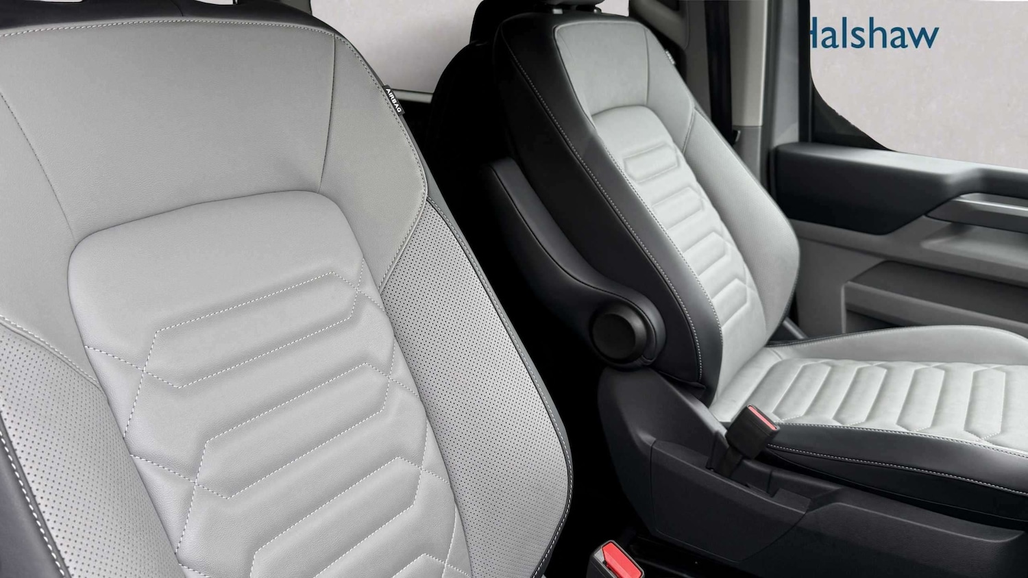 Used Ford Tourneo Custom 2024 for sale - 77810876: Photo 5