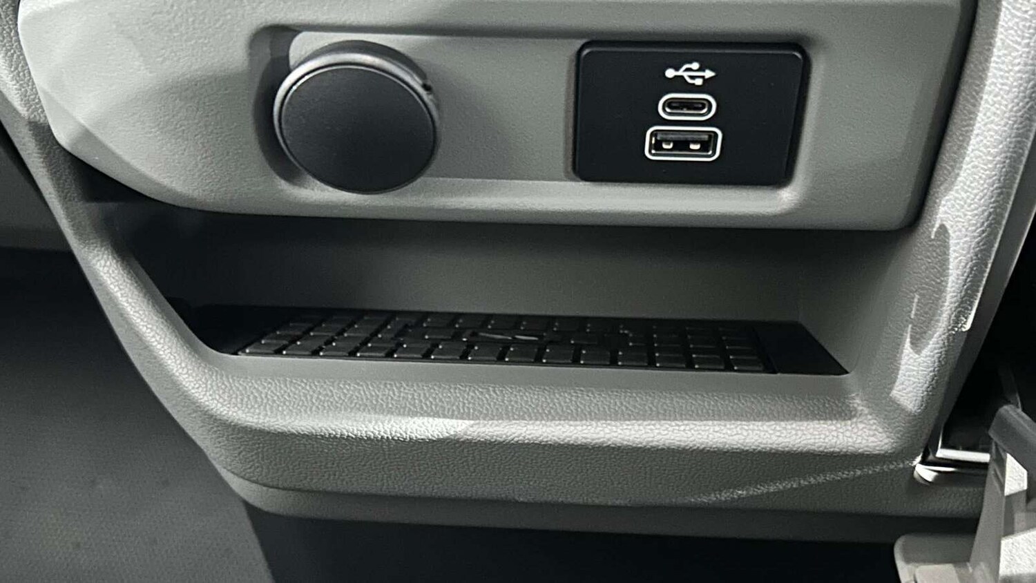 Used Ford E-Transit Custom for sale - 77134875: Photo 14