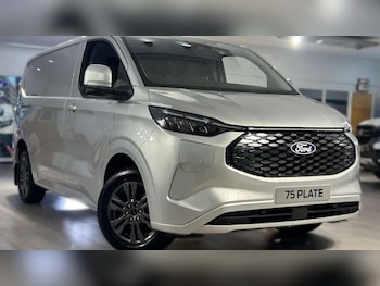 Used Ford E-Transit Custom 2025 for sale - 77134875: Photo