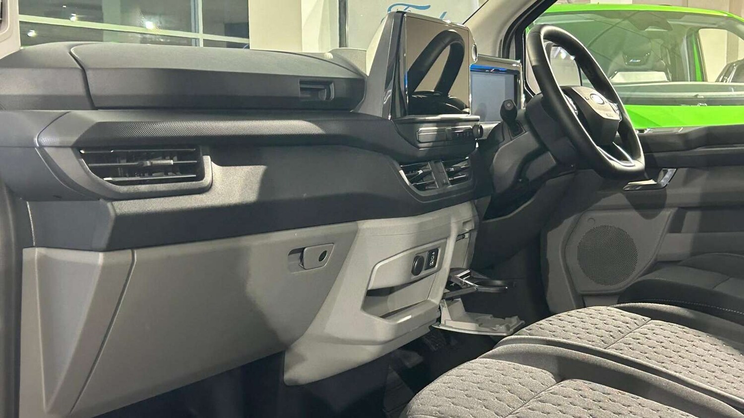 Used Ford E-Transit Custom for sale - 77134875: Photo 29