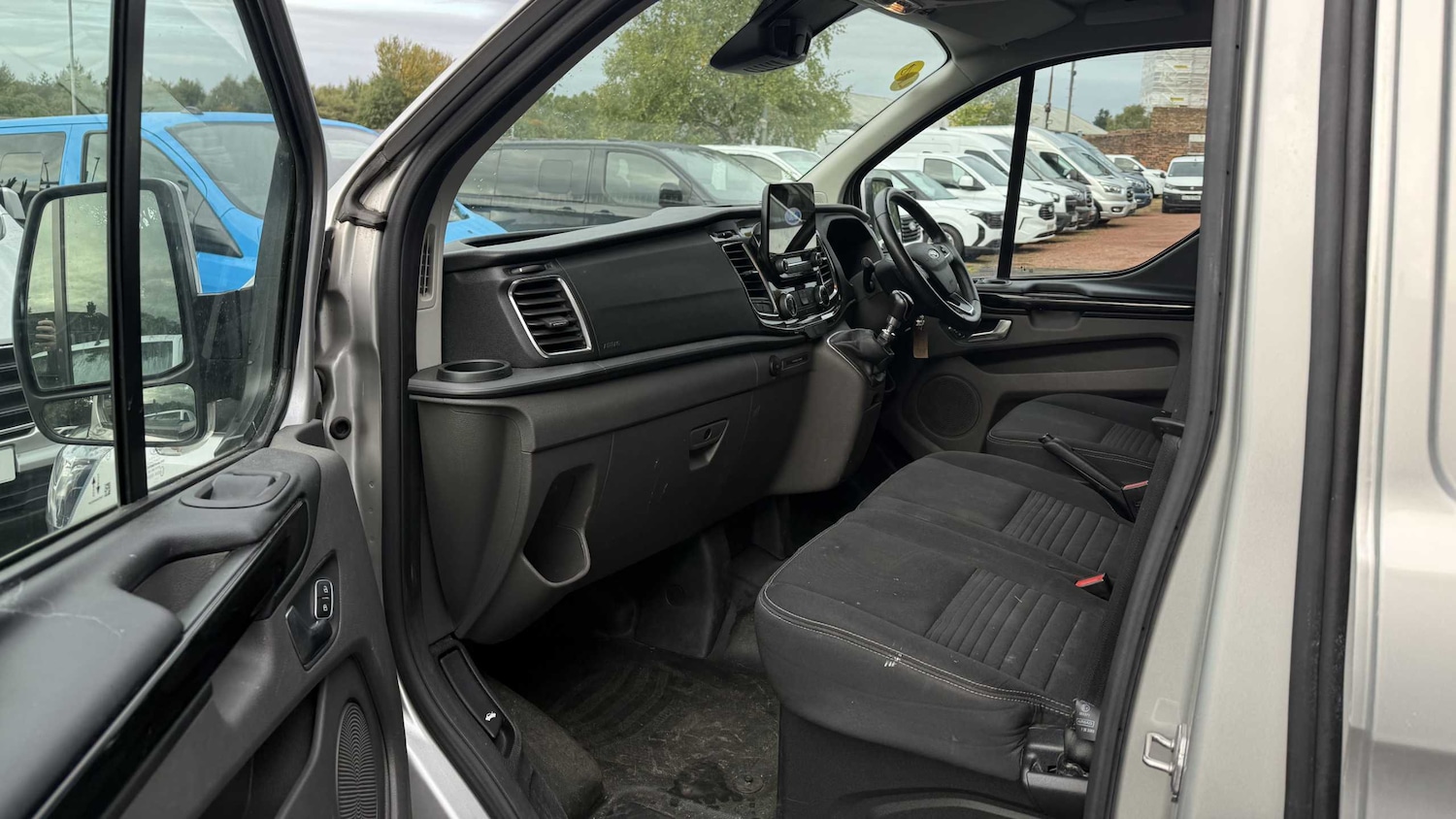 Used Ford Transit Custom 2021 for sale - 76125907: Photo 2