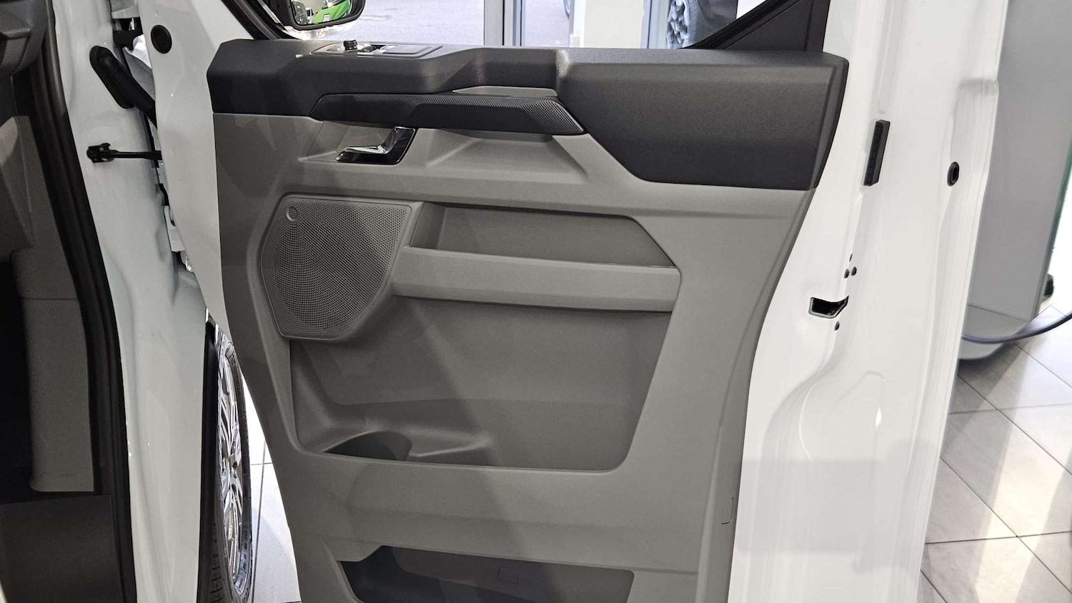 Used Ford Transit Custom for sale - 77961061: Photo 10