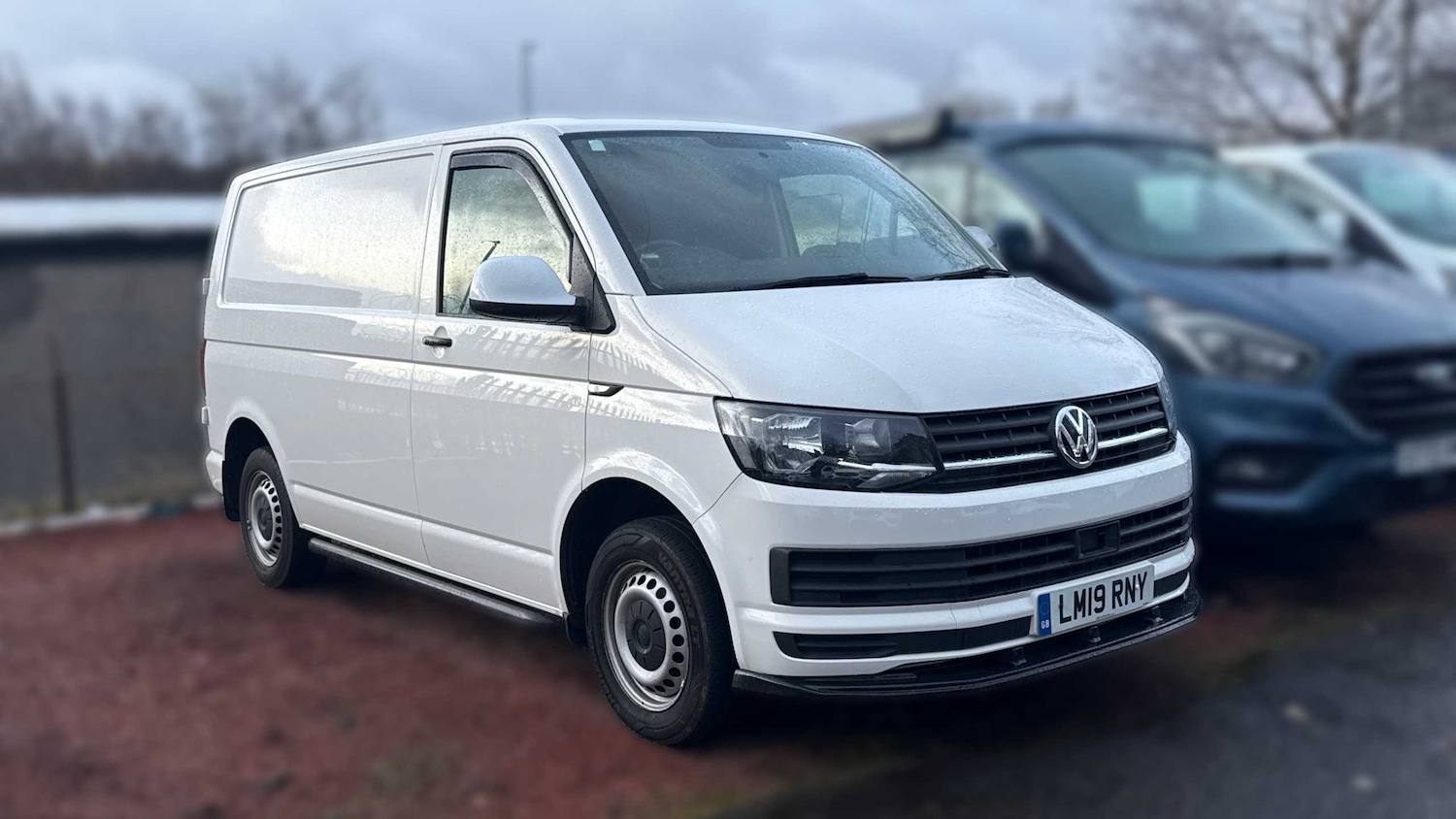 Used Volkswagen Transporter for sale - 76902354: Photo 1