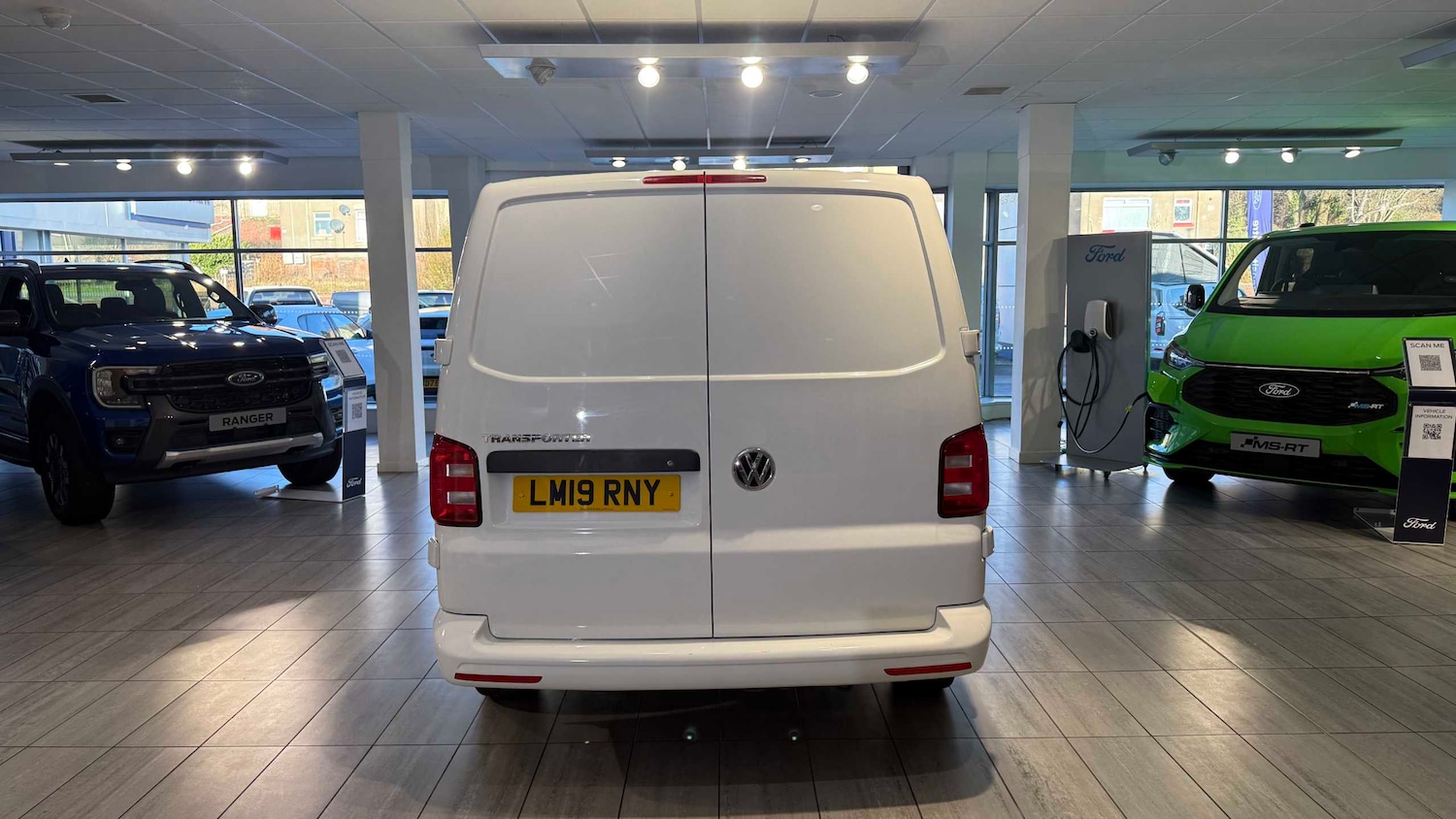 Used Volkswagen Transporter 2019 for sale - 76902354: Photo 11