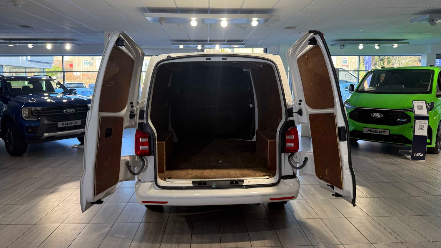 Used Volkswagen Transporter 2019 for sale - 76902354: Photo 12