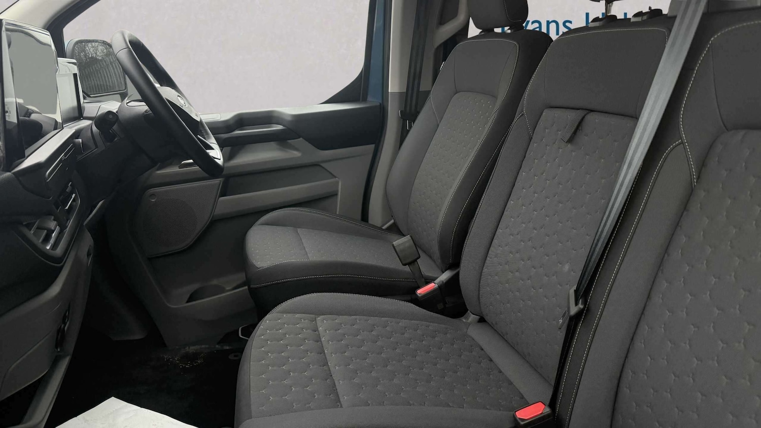 Used Ford Transit Custom 2024 for sale - 78104323: Photo 3