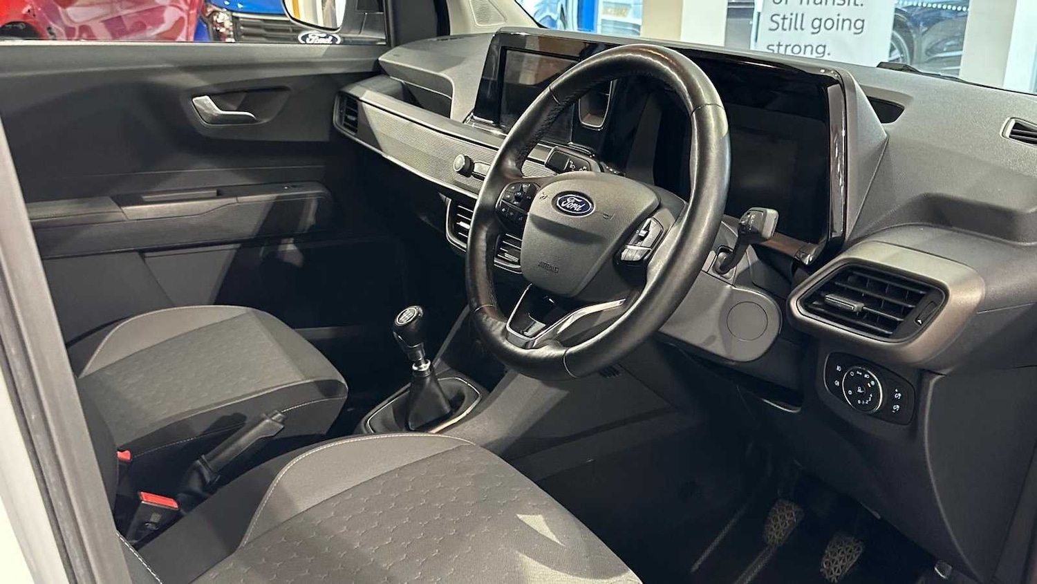 Used Ford Transit Courier 2024 for sale - 76125810: Photo 18