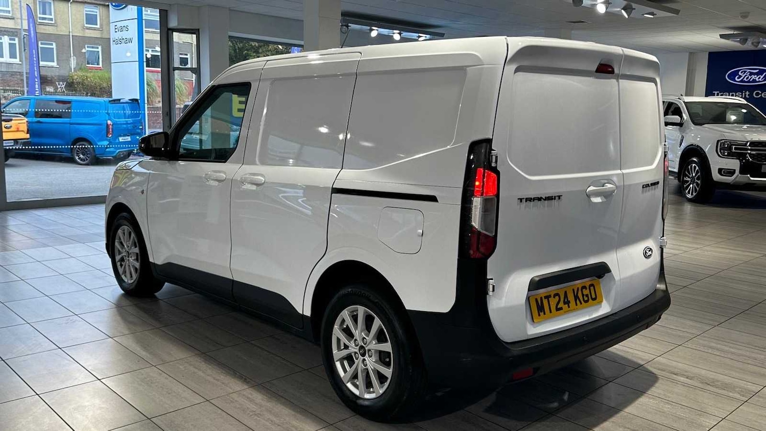 Used Ford Transit Courier 2024 for sale - 76125810: Photo 29