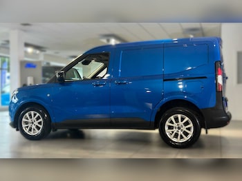 Used Ford Transit Courier 2024 for sale - 75316948: Photo