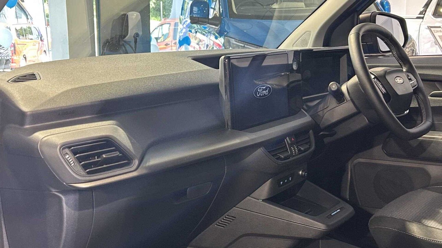 Used Ford E-Transit Courier 2025 for sale - 76272246: Photo 22