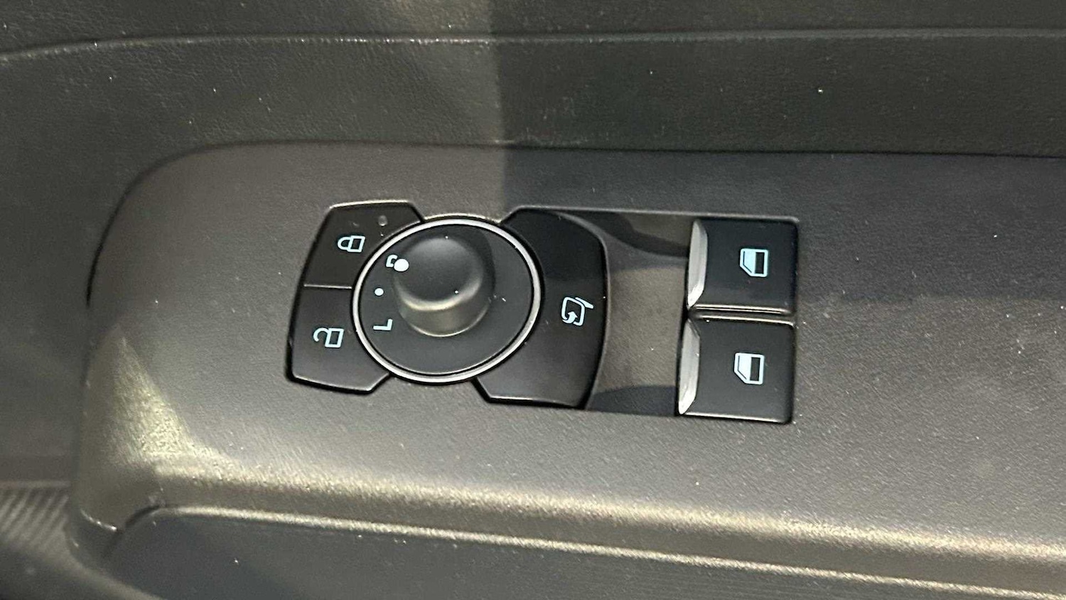 Used Ford E-Transit Courier 2025 for sale - 76272246: Photo 28