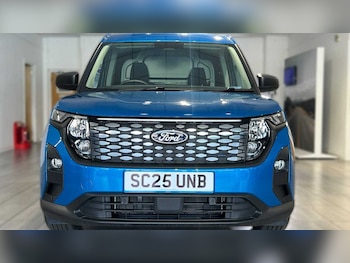 Used Ford Transit Courier 2025 for sale - 76272246: Photo 2
