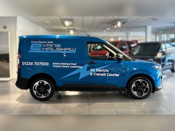 Used Ford Transit Courier 2025 for sale - 76272246: Photo 3