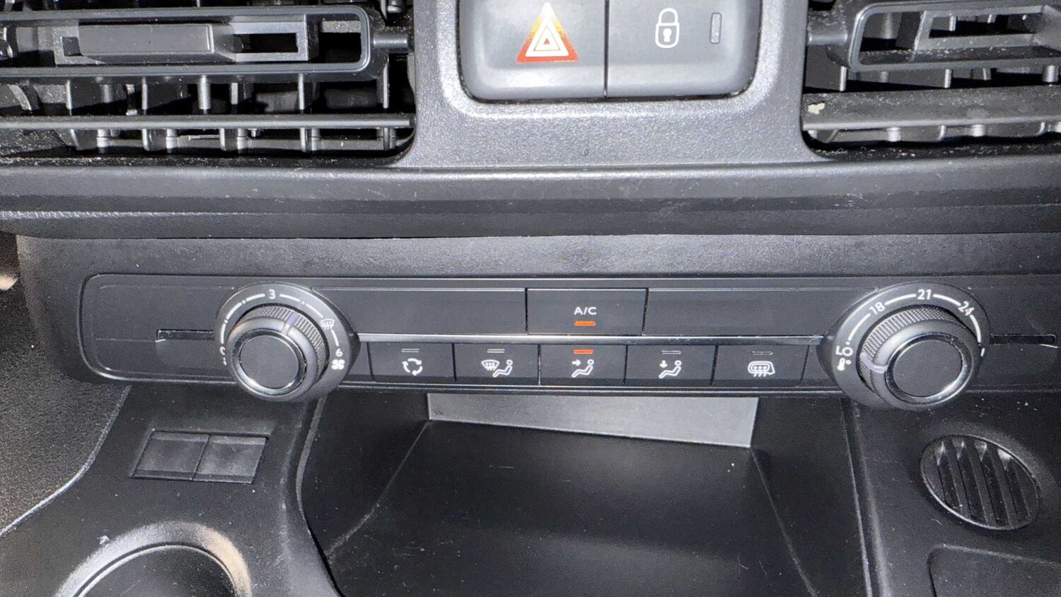 Vehicle 28