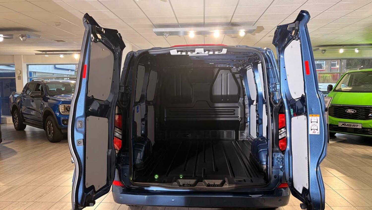 Used Ford Transit Custom for sale - 77348079: Photo 28