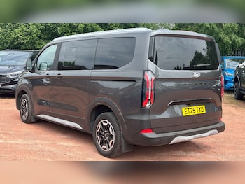 Used Ford Tourneo Custom 2025 for sale - 78732468: Photo