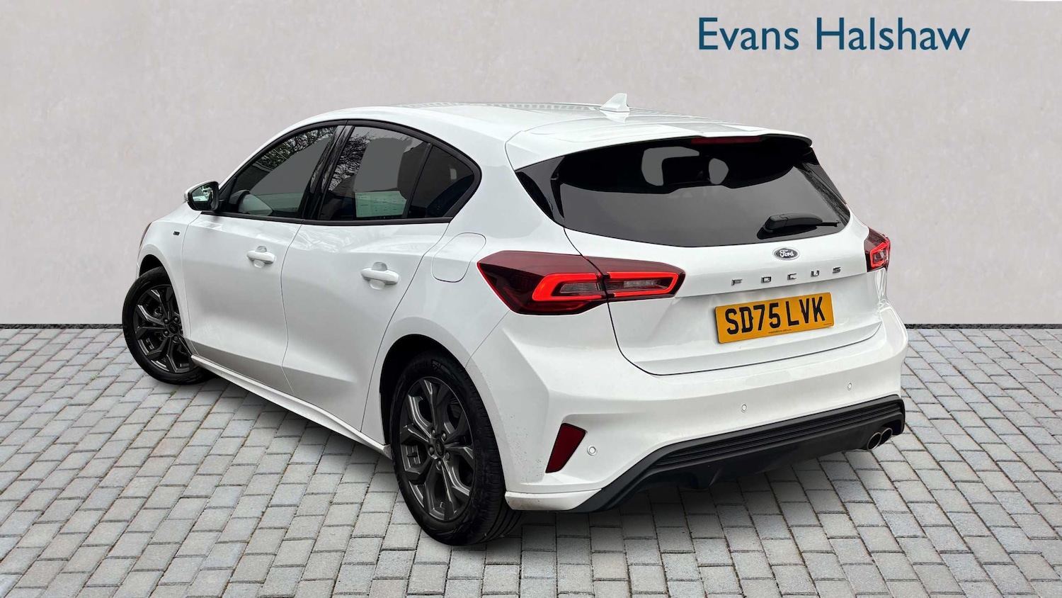 Used Ford Focus 2025 for sale - 76978889: Photo 2