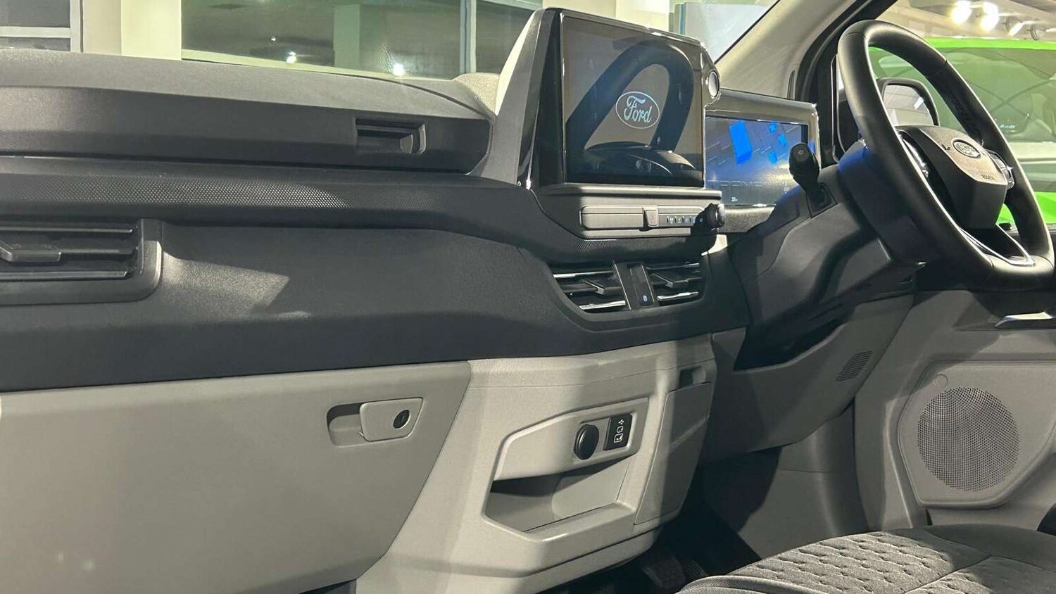 Used Ford Transit Custom for sale - 77960861: Photo 26