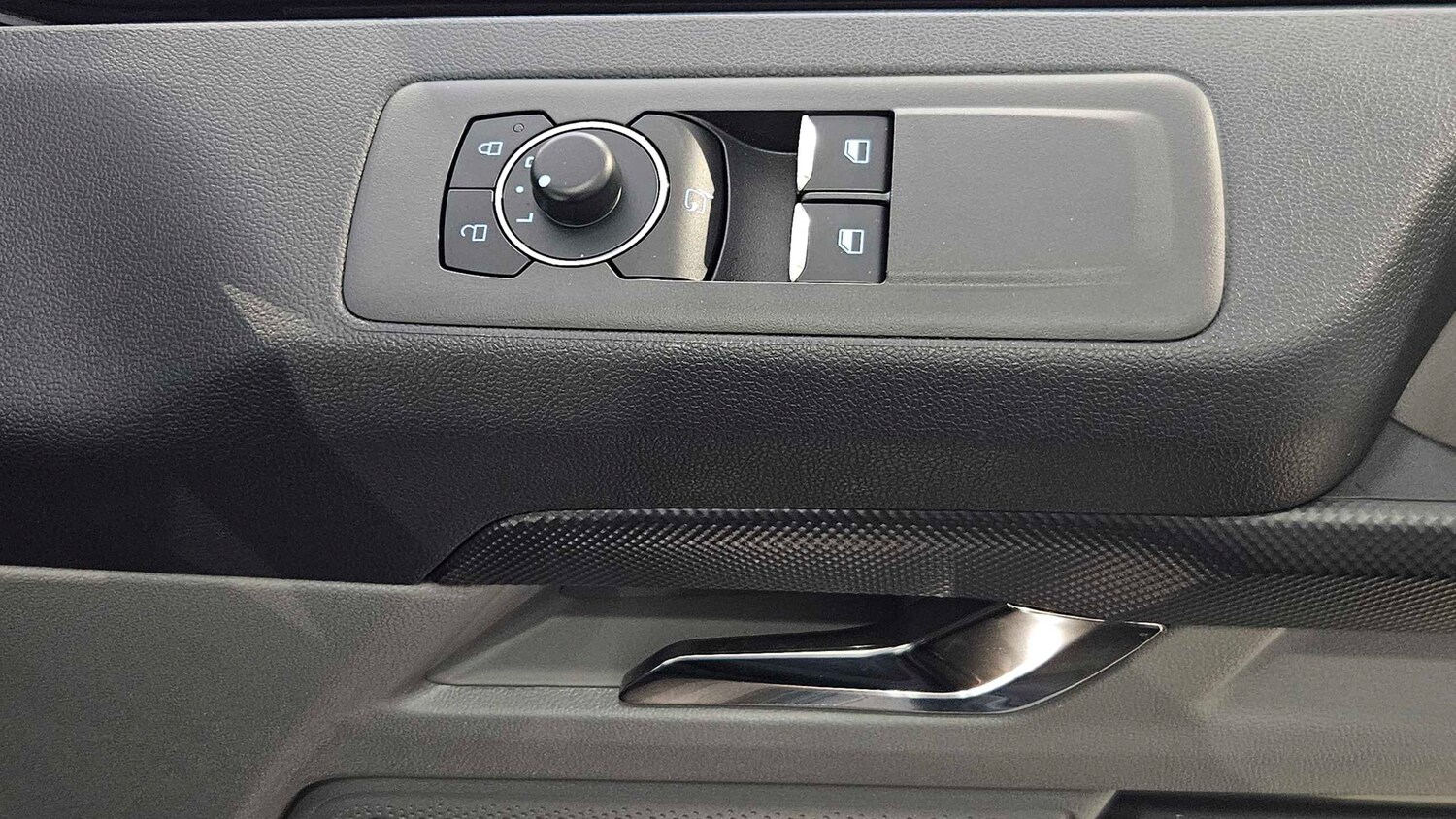 Used Ford Tourneo Custom for sale - 77628253: Photo 28