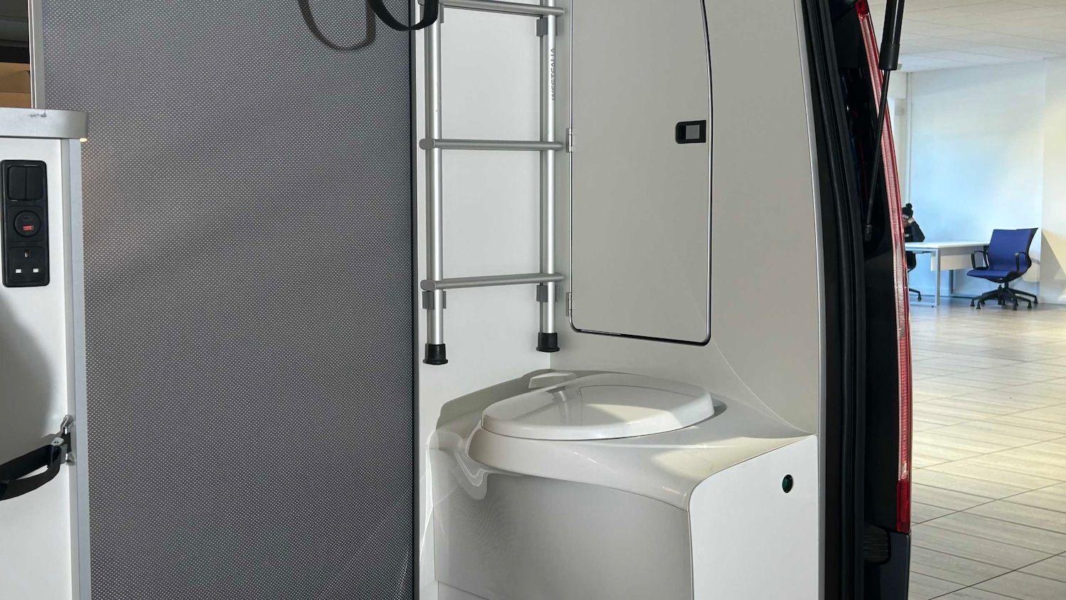 Used Ford Transit Custom 2023 for sale - 76540888: Photo 25