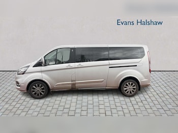 Used Ford Tourneo Custom 2022 for sale - 78825049: Photo
