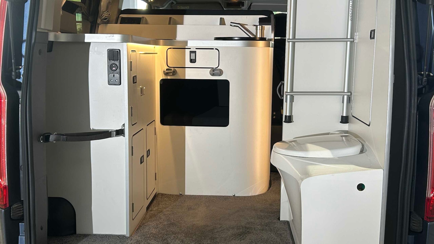 Used Ford Transit Custom 2023 for sale - 77443480: Photo 24