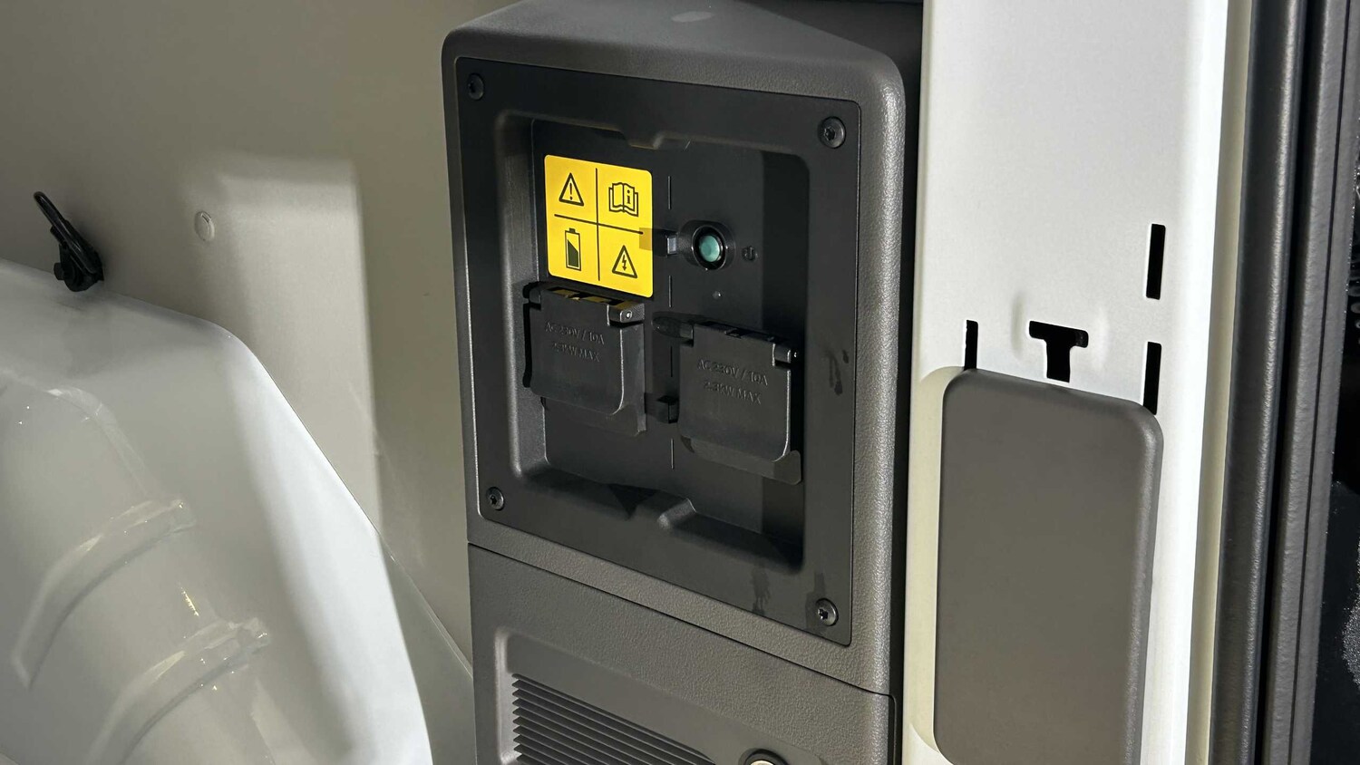 Used Ford E-Transit for sale - 76176889: Photo 35