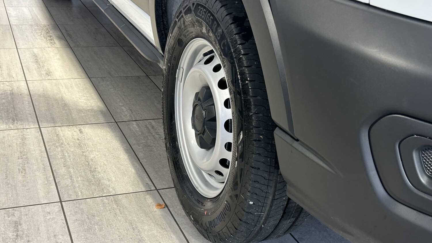 Used Ford E-Transit for sale - 76176889: Photo 8