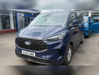 Used Ford Tourneo Custom 2025 for sale - 79624659: Photo