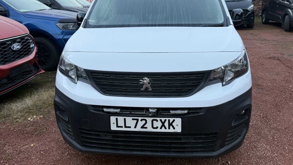 Used Peugeot Partner 2022 for sale - 76191902: Photo 2