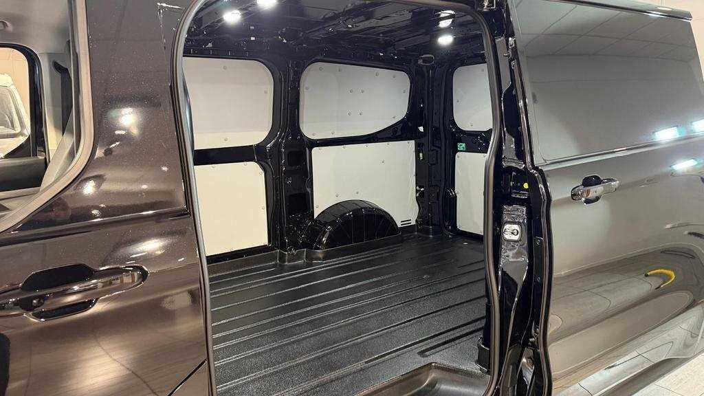 Vehicle 33
