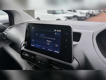 Used Peugeot Partner 2019 for sale - 76242399: Photo