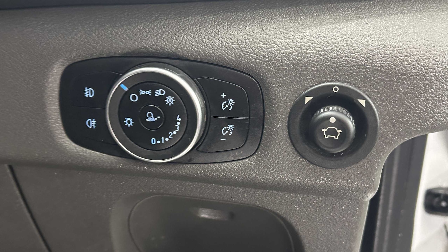 Used Ford Transit 2023 for sale - 75845792: Photo 17