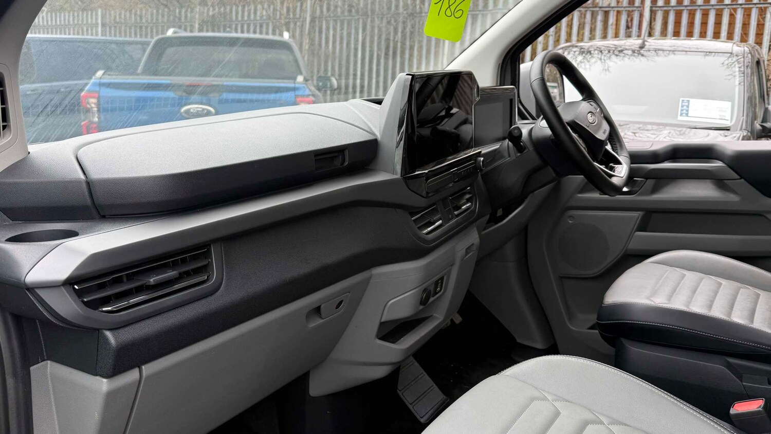 Used Ford Tourneo Custom 2024 for sale - 77772181: Photo 11