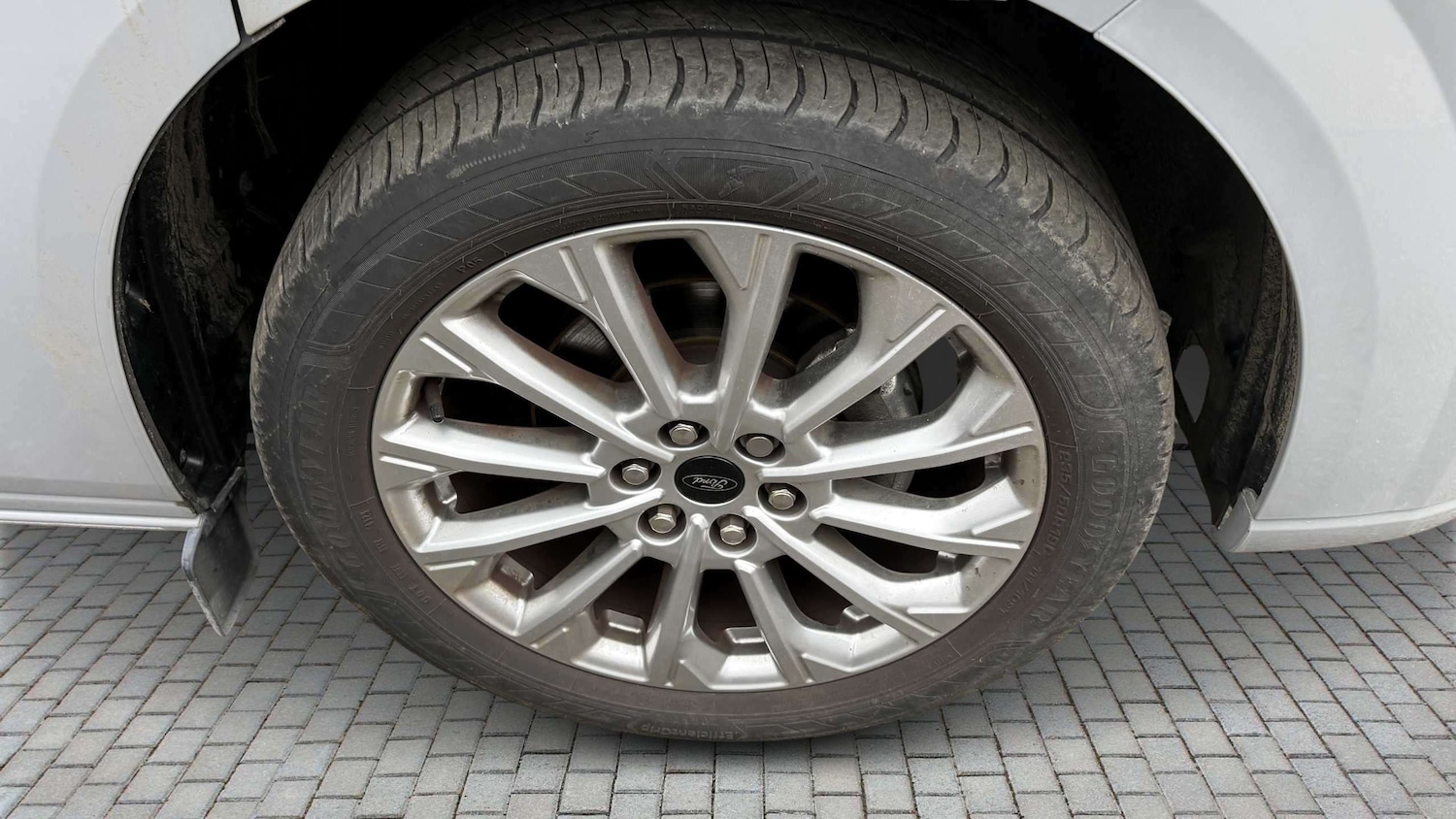 Used Ford Tourneo Custom 2024 for sale - 77772181: Photo 2