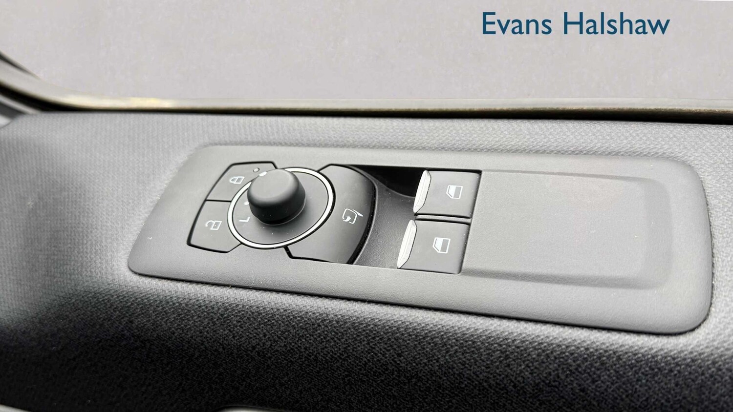 Used Ford Tourneo Custom 2024 for sale - 77772181: Photo 7