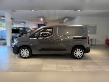 Used Peugeot Partner 2022 for sale - 79745349: Photo