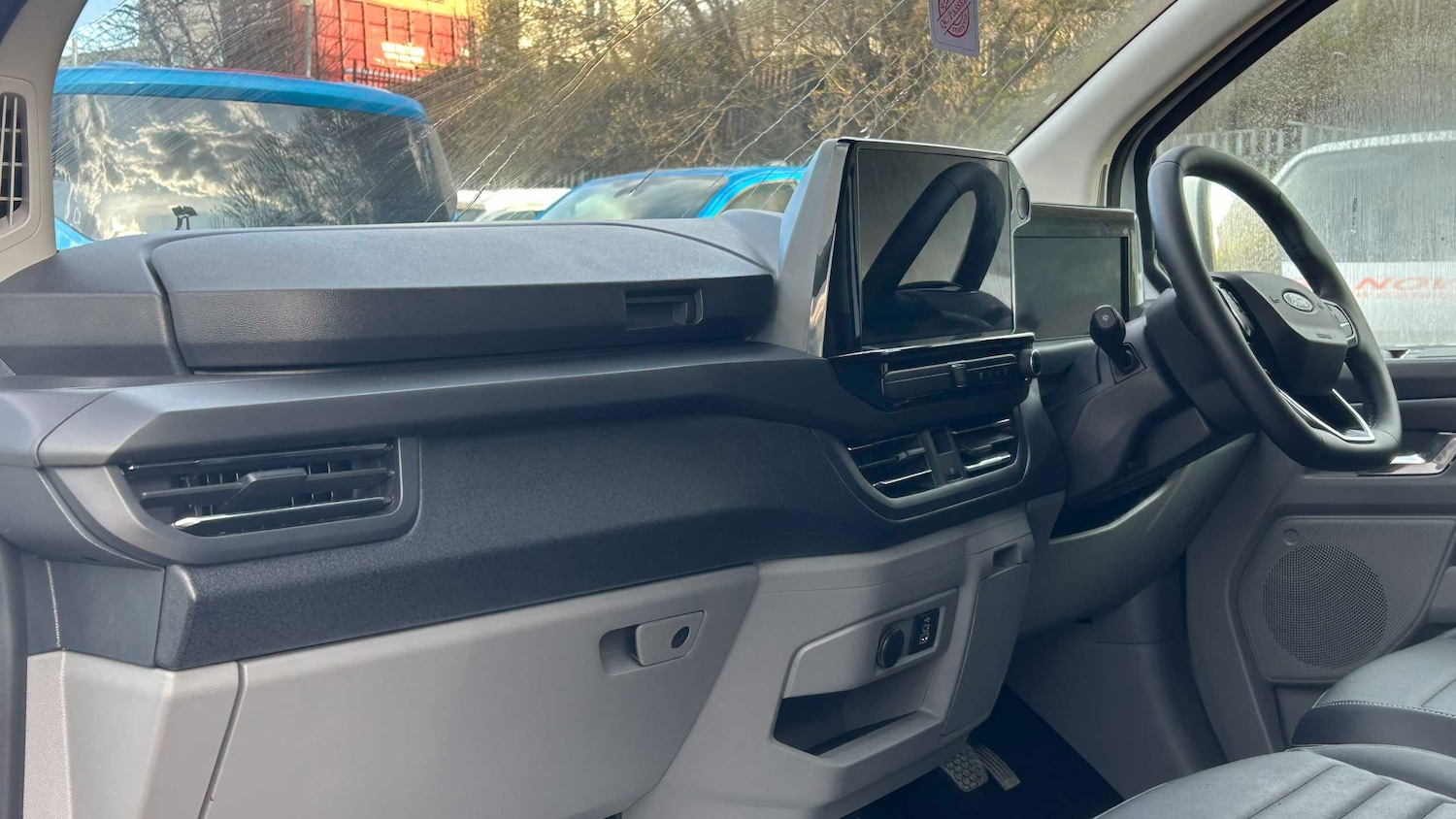 Used Ford Tourneo Custom 2025 for sale - 78161629: Photo 8