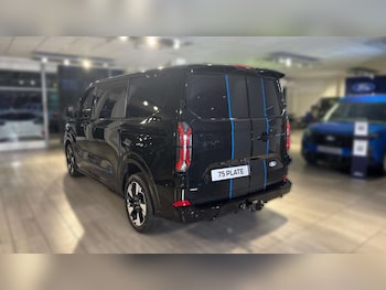 Used Ford Transit Custom 2025 for sale - 76915997: Photo