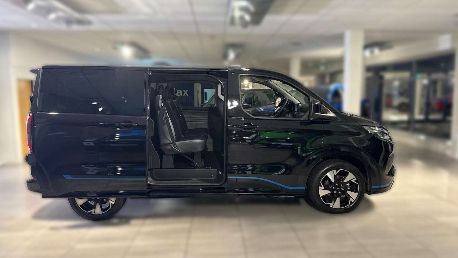 Used Ford Transit Custom for sale - 76915997: Photo 8