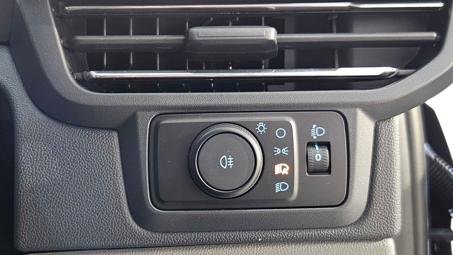 Used Ford Transit Custom for sale - 77979503: Photo 28