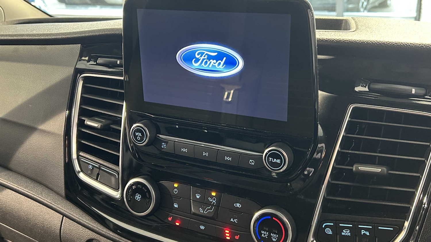 Used Ford Transit Custom 2024 for sale - 76125729: Photo 19