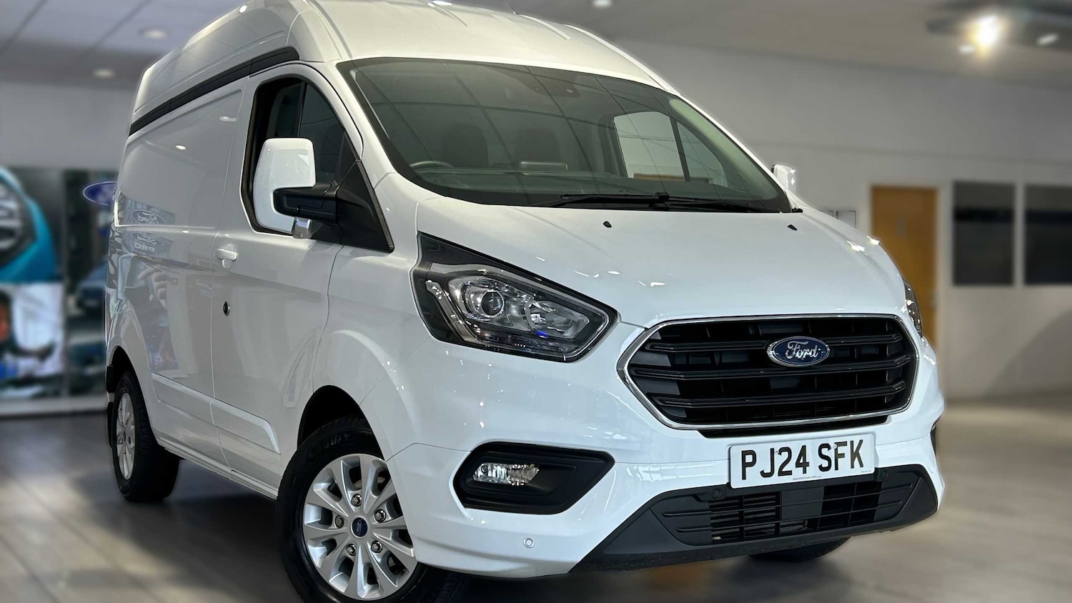 Used Ford Transit Custom 2024 for sale - 76125729: Photo 2