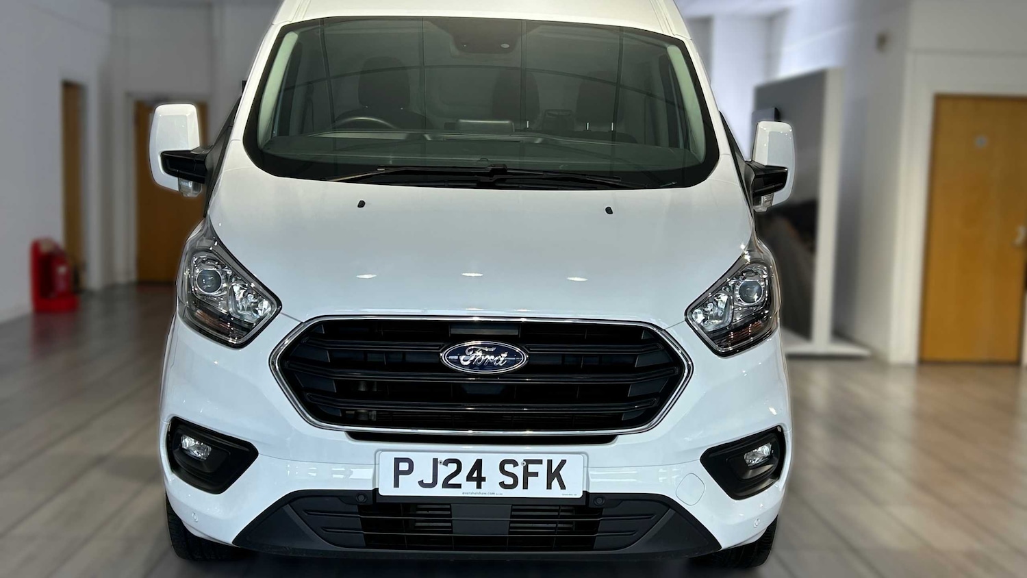 Used Ford Transit Custom 2024 for sale - 76125729: Photo 3