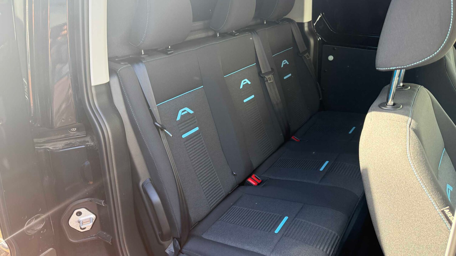 Used Ford Transit Connect 2025 for sale - 78119059: Photo 6