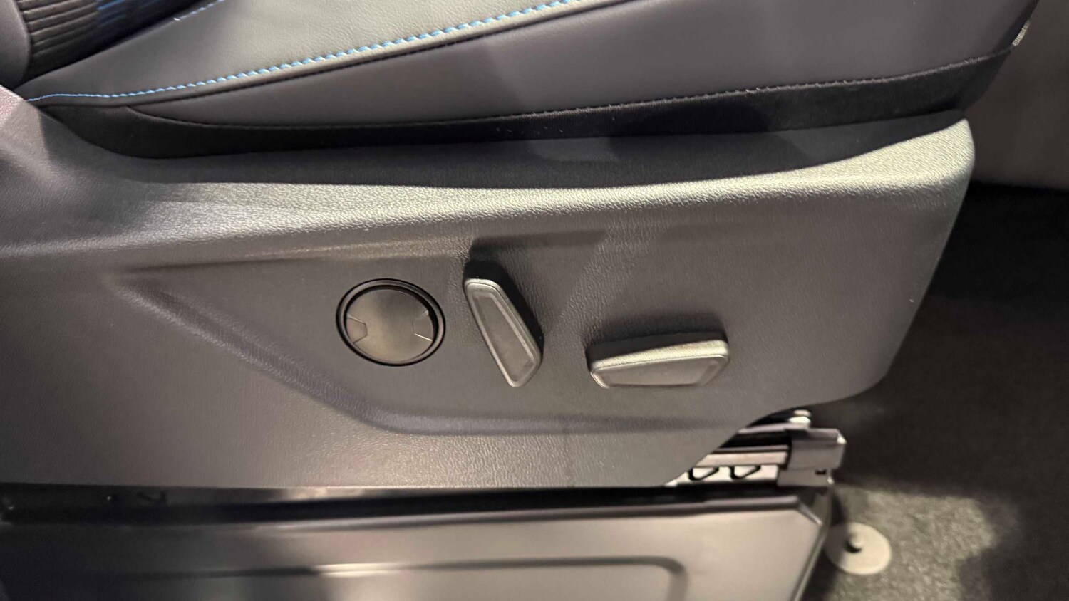 Used Ford Transit Custom for sale - 77661175: Photo 25