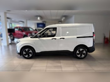 Used Ford E-Transit Courier 2026 for sale - 78576630: Photo