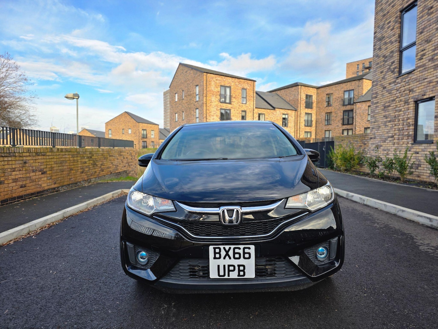 Used Honda Fit for sale - 76942348: Photo 2