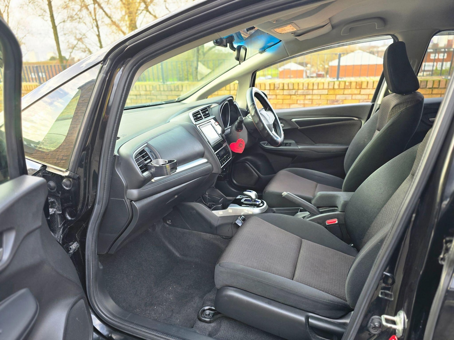 Used Honda Fit for sale - 76942348: Photo 22