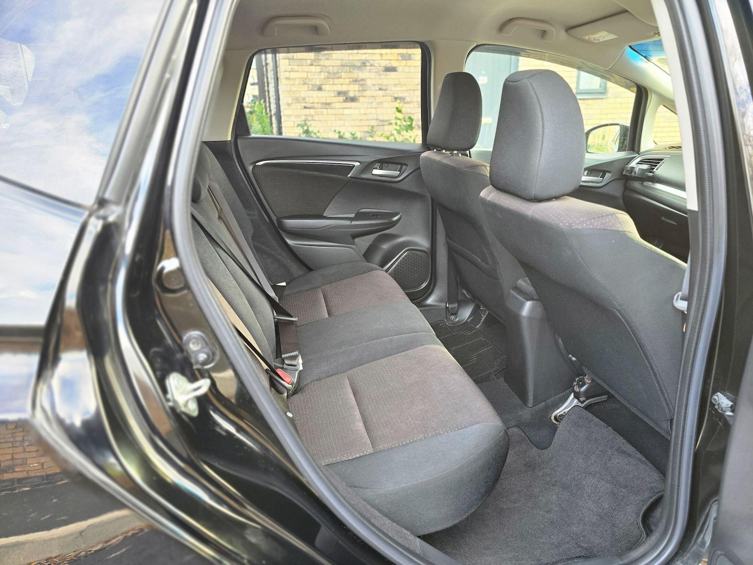 Used Honda Fit for sale - 76942348: Photo 26